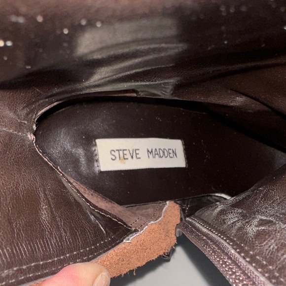 Steve Madden Vintage Latoya Brown Croc-Embossed Knee-High Boots with chunky heel - Picture 8 of 9